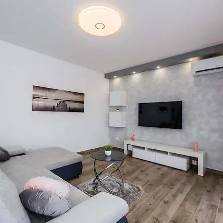 Luxury Maris Kastela