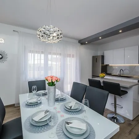 Luxury Maris Kastela